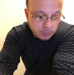 Meet your Posher, Rivera